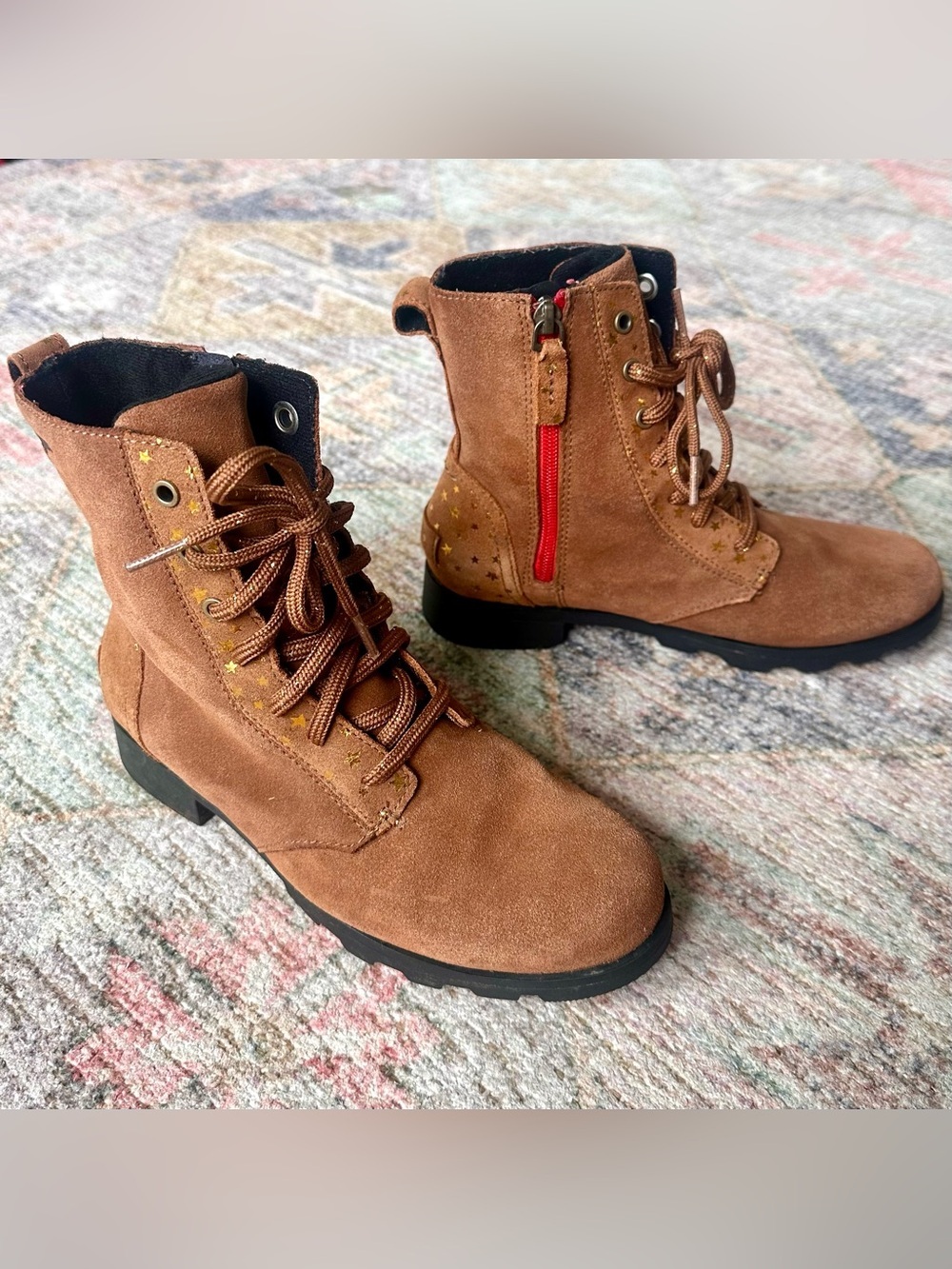 Girl’s Waterproof Sorel Leather Boots - Picture 3 of 9